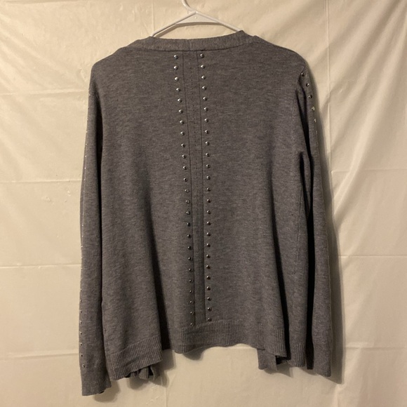 Essentials Milano size large cardigan, gray color with silver decorations. - Picture 3 of 6